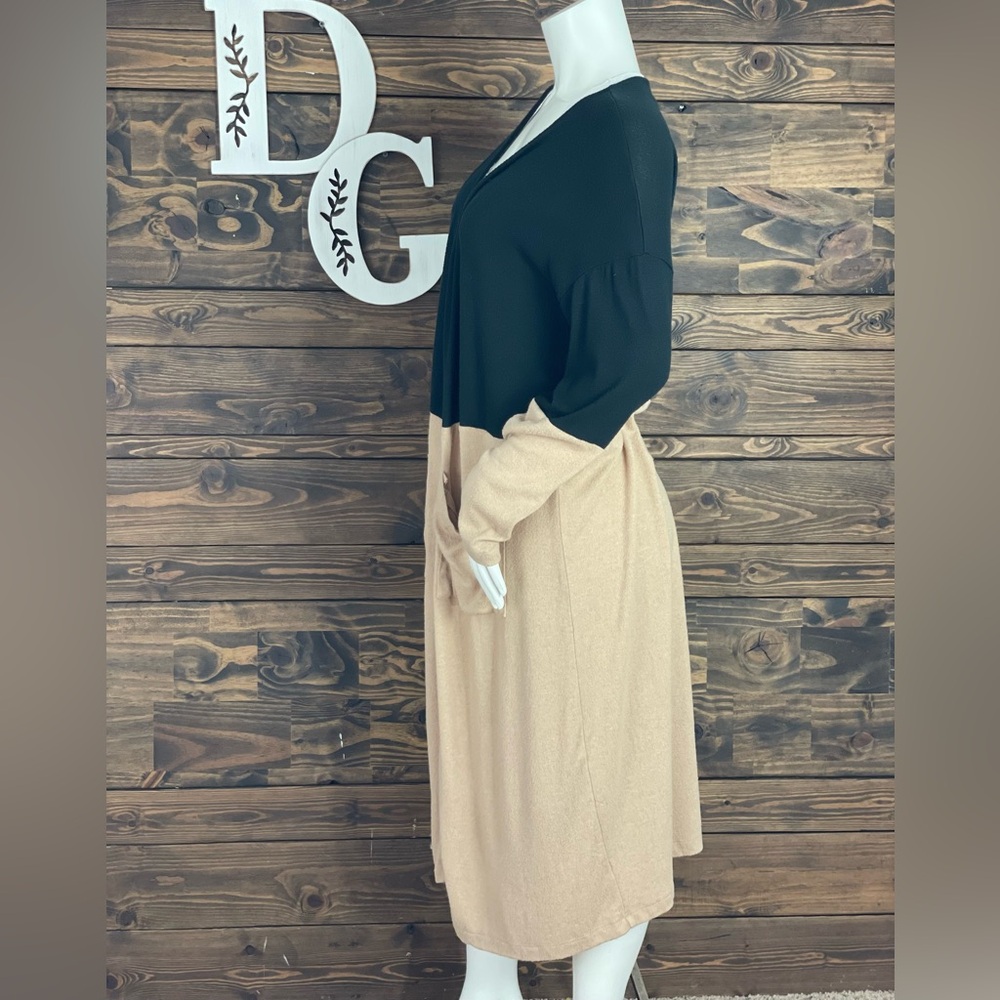 Bobeau | Colorblock Knitted Long Duster Cardigan Black Tan Plush Sweater - Picture 4 of 11